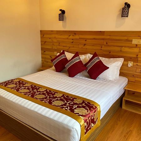 New Breeze Thoddoo Inn Экстерьер фото